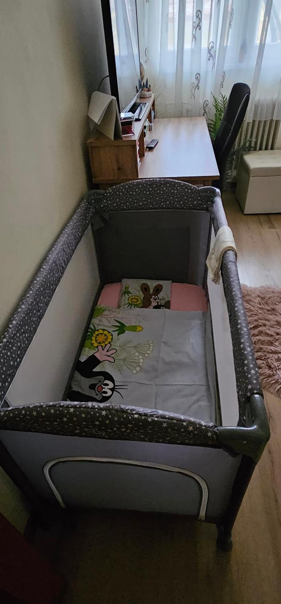 Anna Gyoengye Apartman Debrecen Esterno foto