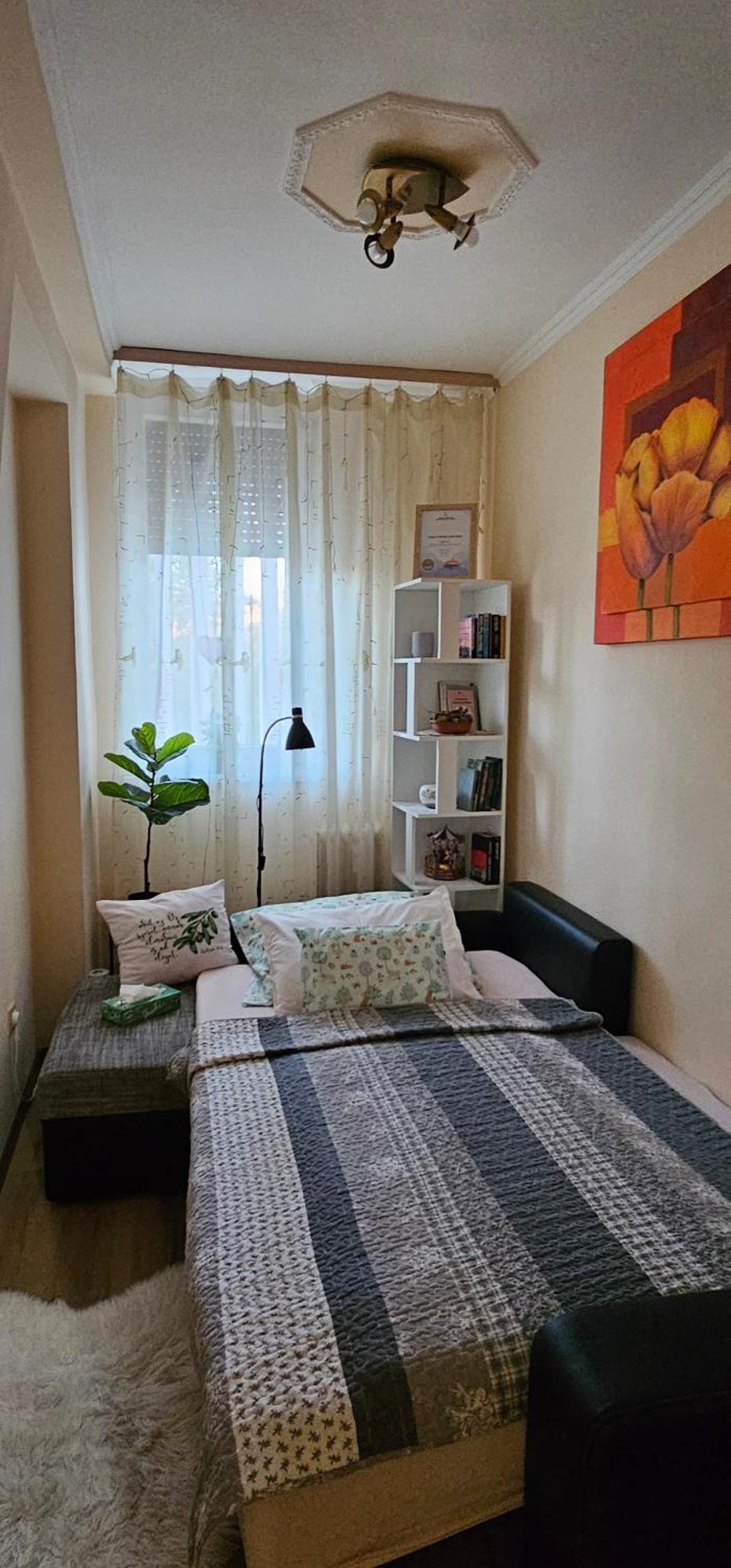 Anna Gyoengye Apartman Debrecen Esterno foto