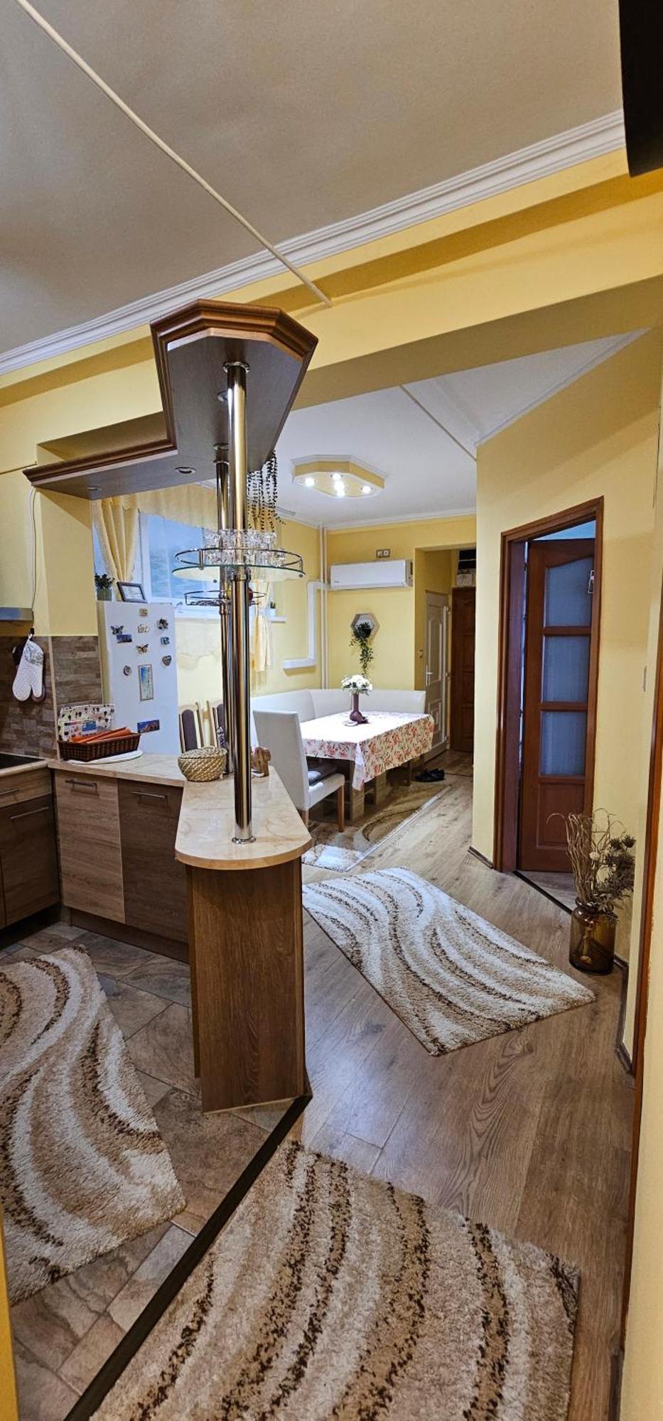 Anna Gyoengye Apartman Debrecen Esterno foto